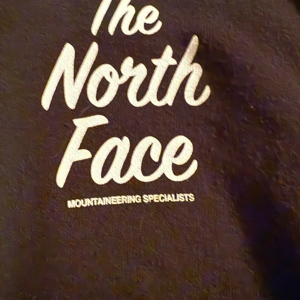 The North Face black hoodie with white mountain graphic #outdoor Small - Picture 2 of 7